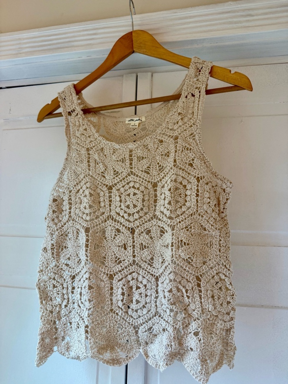 Ultra Pink Cream Crochet Camisole Tank Top